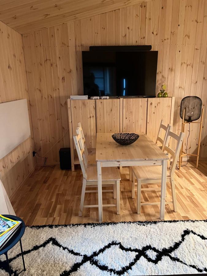 Wiatkapl Appartement Leśna Buitenkant foto